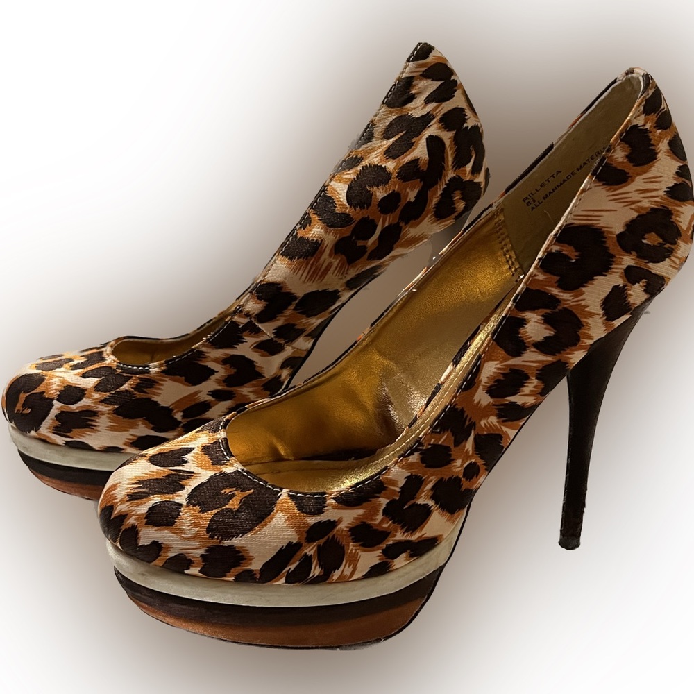 Just Fabulous Cheetah Print 5 inch Heel Pumps